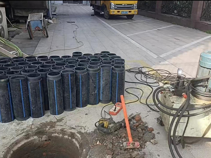 古浪PE置换管厂家 DN315置换管 非开挖管短管置换